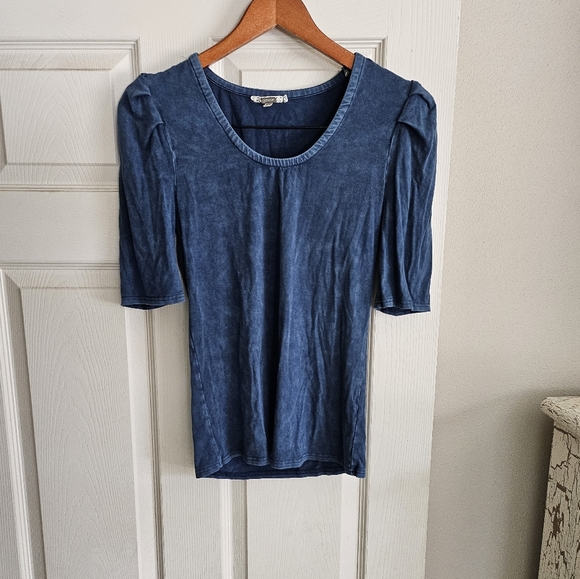 BKE Tops - Gimmicks XS BKE Top Excellent Condition